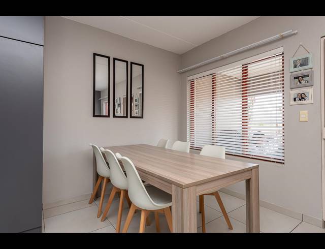 2 BEDROOM TOWNHOUSE SOLD IN GLENVISTA